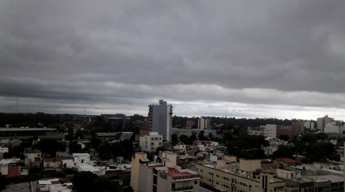 Emiten una alerta amarilla por tormentas fuertes para gran parte de Santiago del Estero