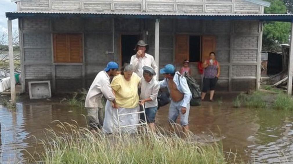 Más de 500 evacuados en el norte de Santa Fe por las inundaciones