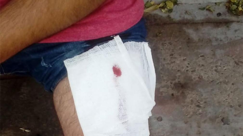 Un joven fue apuñalado cuando regresaba de la casa de su novia
