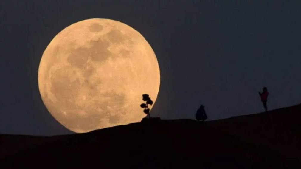 Se acerca otra Superluna: cuándo y cómo verla en la Argentina