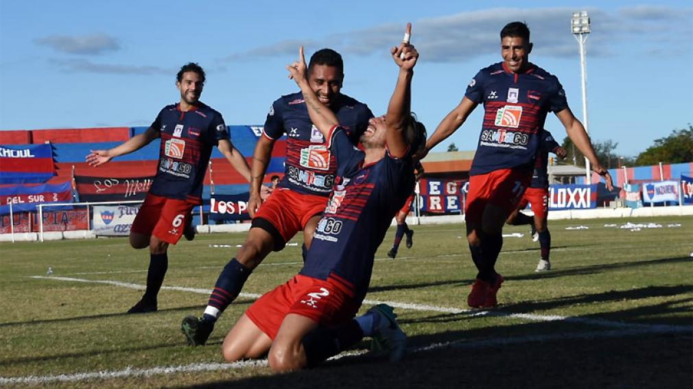 Güemes volvió a festejar en casa y jugará la final por el ascenso