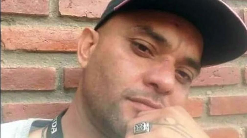 Asesinan a un motociclista de un balazo en la frente: investigan un ajuste de cuentas