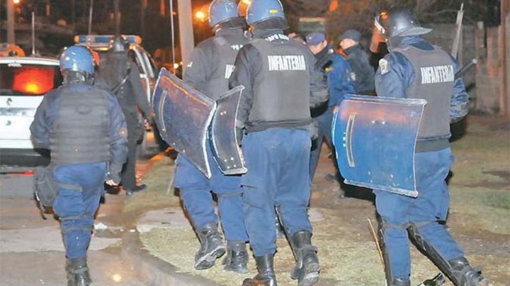 Buscan a sujetos que atacaron a balazos a una familia ganadera