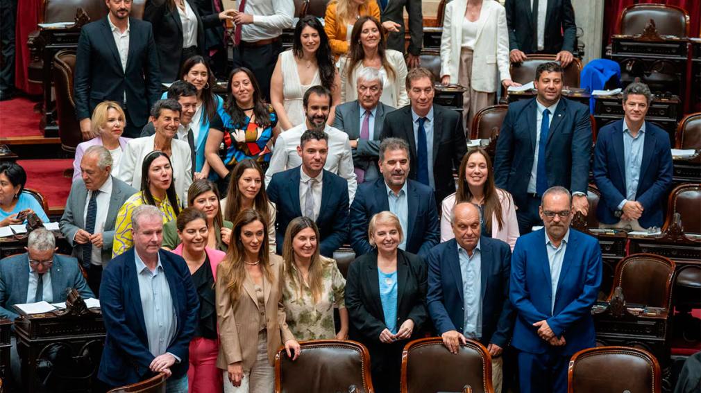 Luego del cierre de listas para las elecciones porteñas, el PRO volvió a apuntar contra Karina Milei