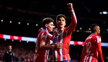 Doblete de Julián Álvarez y uno de Giuliano Simeone para la victoria del Atlético sobre Valladolid