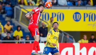 El Atlético de los argentinos sufrió una dura derrota ante Las Palmas y se aleja de la pelea